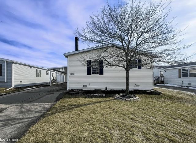 43510 Colonial Drive, Clinton Township, MI 48036