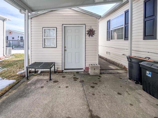 43510 Colonial Drive, Clinton Township, MI 48036