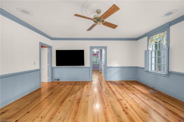 5400 Dartmoor Street, Winston-salem, NC 27106