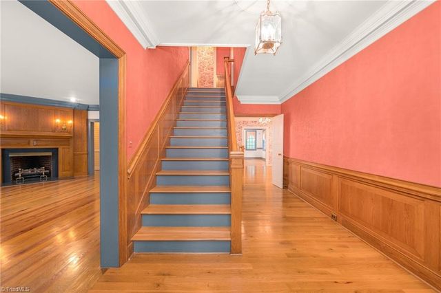 5400 Dartmoor Street, Winston-salem, NC 27106