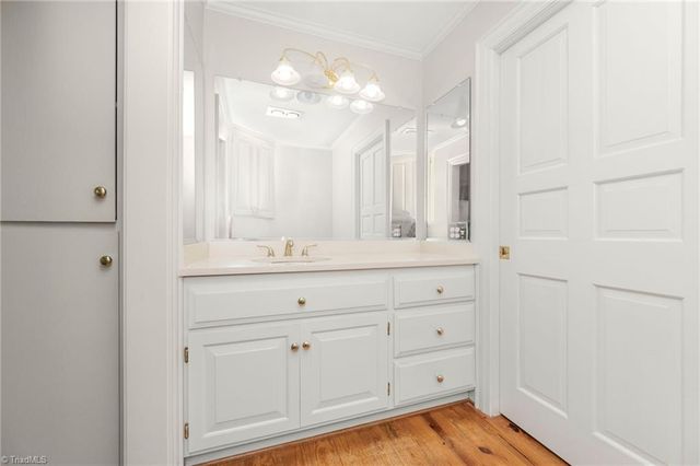 5400 Dartmoor Street, Winston-salem, NC 27106