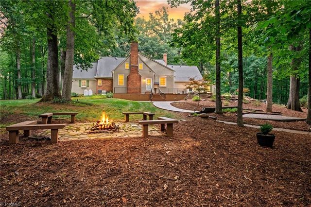 5400 Dartmoor Street, Winston-salem, NC 27106