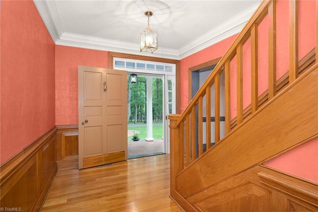 5400 Dartmoor Street, Winston-salem, NC 27106