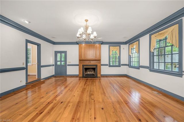 5400 Dartmoor Street, Winston-salem, NC 27106