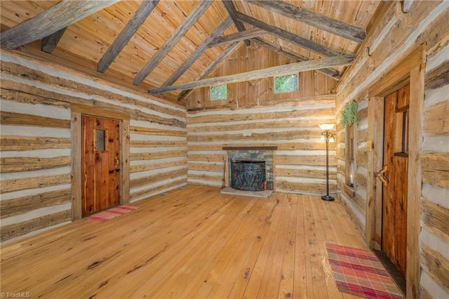 5400 Dartmoor Street, Winston-salem, NC 27106
