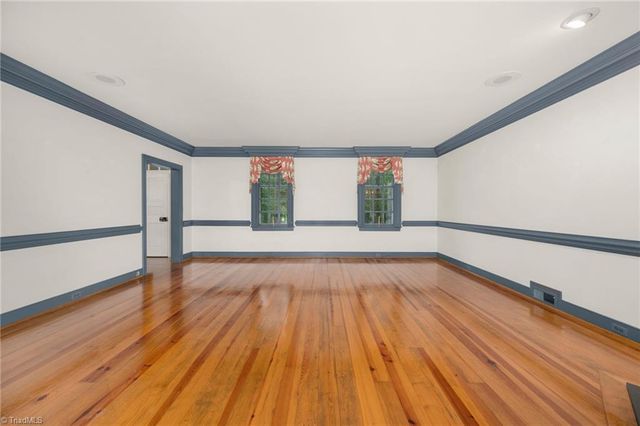 5400 Dartmoor Street, Winston-salem, NC 27106