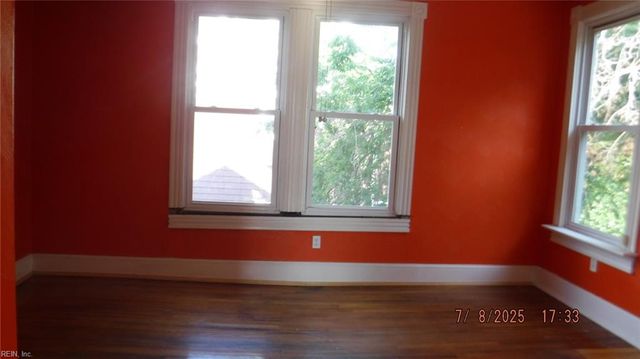 1037 Holladay ST, Portsmouth, VA 23704
