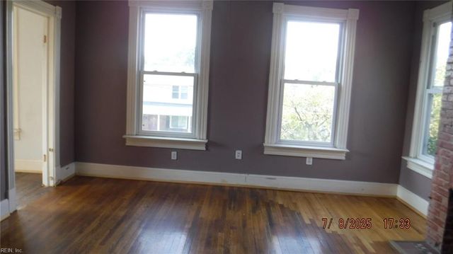 1037 Holladay ST, Portsmouth, VA 23704