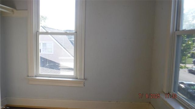1037 Holladay ST, Portsmouth, VA 23704