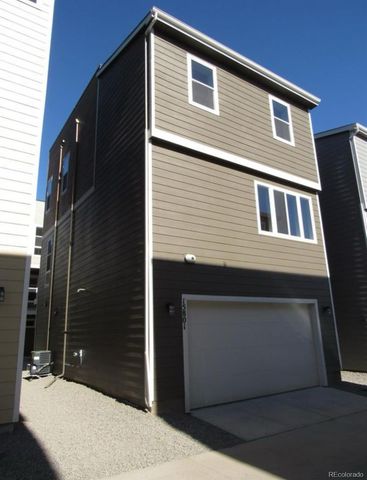 15801 E Broncos Place, Englewood, CO 80112