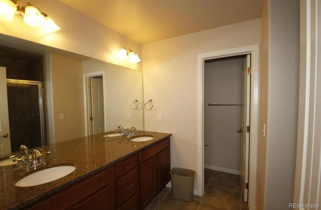 15801 E Broncos Place, Englewood, CO 80112