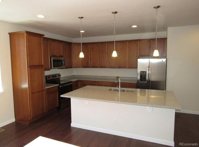 15801 E Broncos Place, Englewood, CO 80112