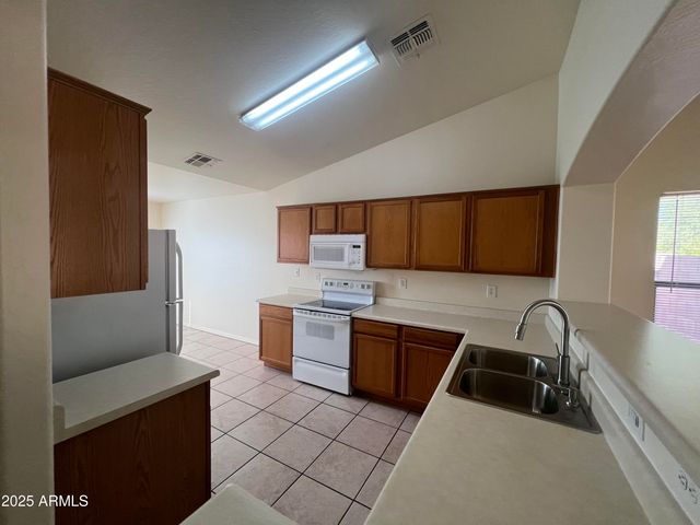 3263 S 162ND Avenue, Goodyear, AZ 85338