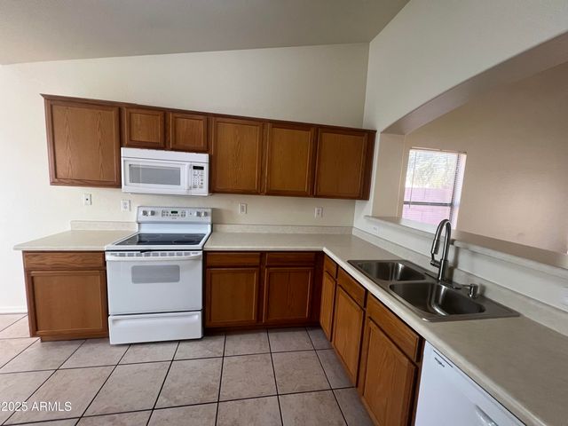 3263 S 162ND Avenue, Goodyear, AZ 85338