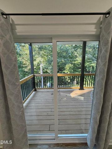 242 Oakdale Avenue, Clayton, NC 27520