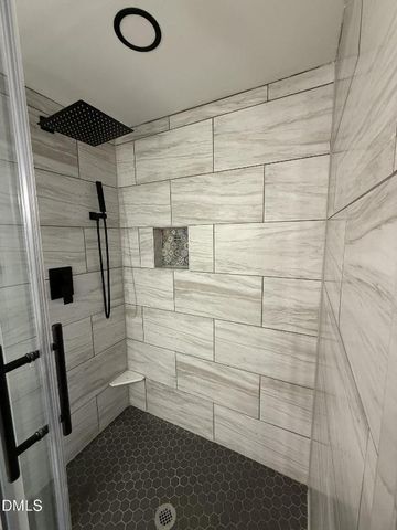 242 Oakdale Avenue, Clayton, NC 27520