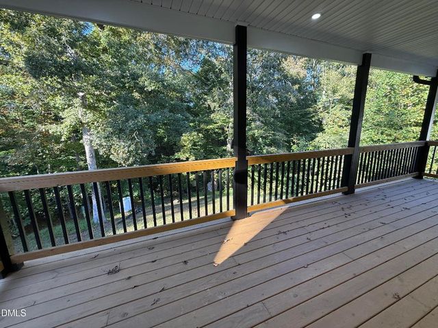 242 Oakdale Avenue, Clayton, NC 27520