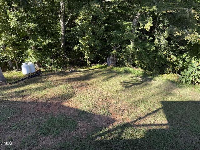 242 Oakdale Avenue, Clayton, NC 27520