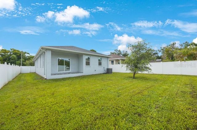 5037 23RD ST N, St Petersburg, FL 33714