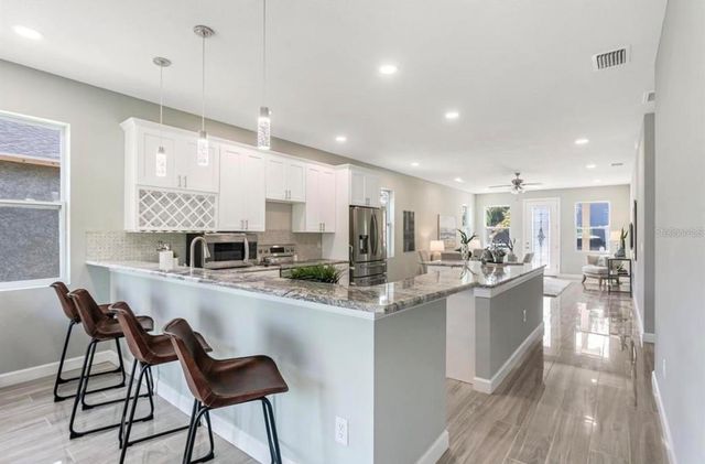 5037 23RD ST N, St Petersburg, FL 33714