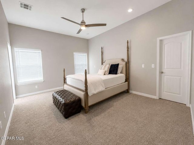 624 W LA ENTRADA Circle, Sunland Park, NM 88063
