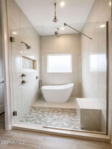624 W LA ENTRADA Circle, Sunland Park, NM 88063
