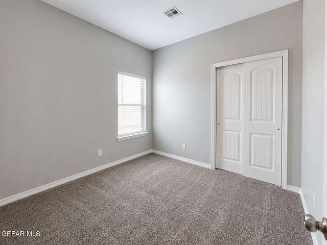 624 W LA ENTRADA Circle, Sunland Park, NM 88063
