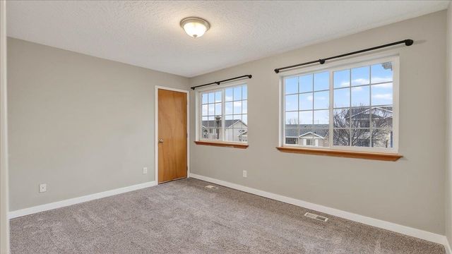 728 E Joshua Dr, Medical Lake, WA 99022