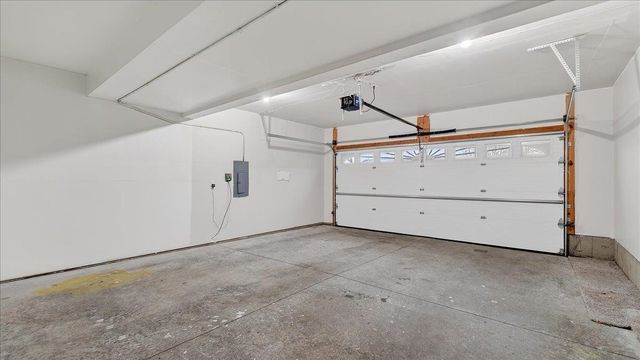 728 E Joshua Dr, Medical Lake, WA 99022