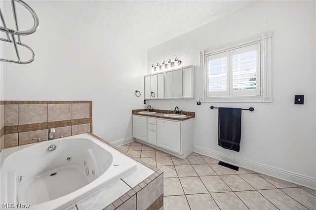 11370 Prouty Road, Concord Twp, OH 44077