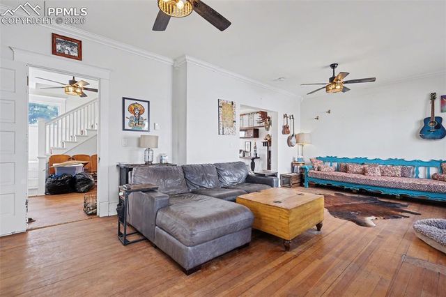 819 Duclo Avenue, Manitou Springs, CO 80829