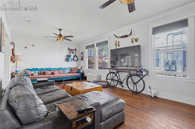 819 Duclo Avenue, Manitou Springs, CO 80829