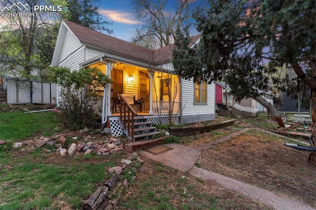 819 Duclo Avenue, Manitou Springs, CO 80829