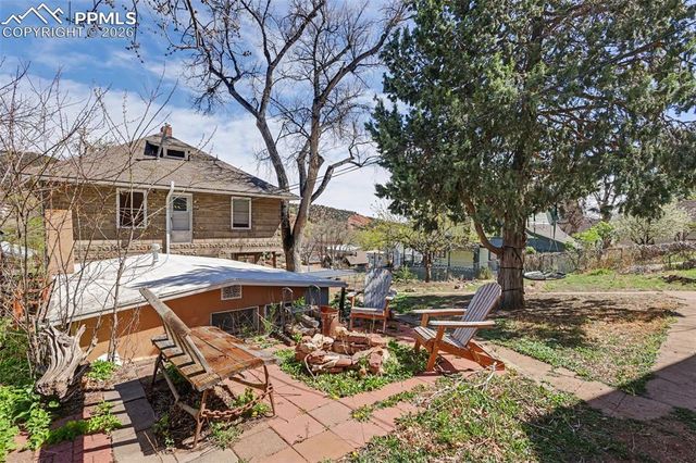 819 Duclo Avenue, Manitou Springs, CO 80829