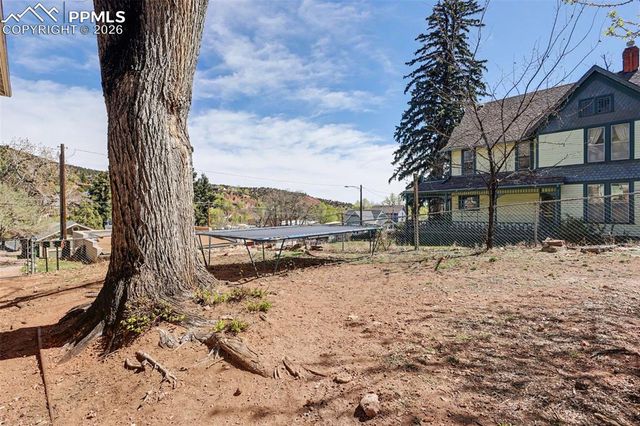 819 Duclo Avenue, Manitou Springs, CO 80829