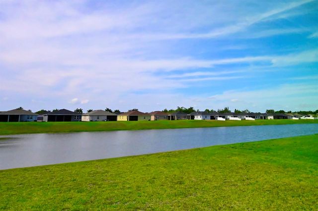 3540 74TH AVENUE CIRCLE E, Sarasota, FL 34243