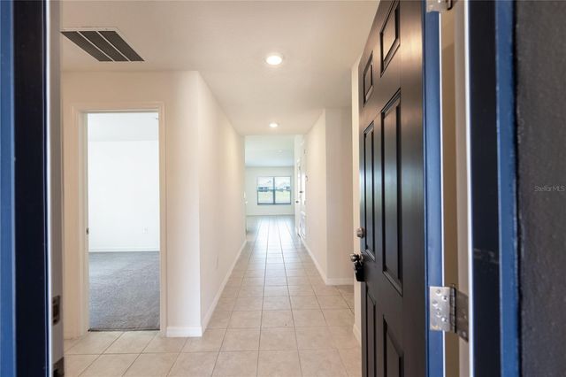 3540 74TH AVENUE CIRCLE E, Sarasota, FL 34243
