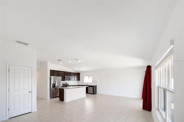 3540 74TH AVENUE CIRCLE E, Sarasota, FL 34243