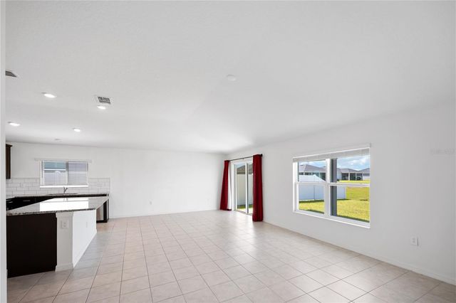 3540 74TH AVENUE CIRCLE E, Sarasota, FL 34243