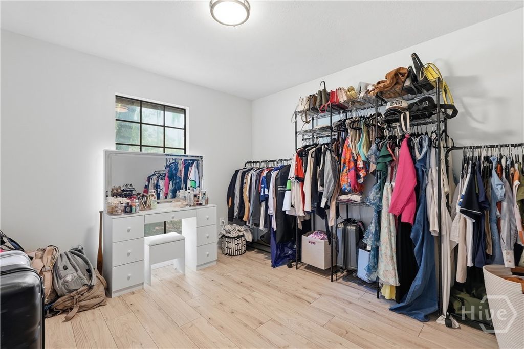 Image 18 of property listing at 607 Leaning Oaks Drive, Savannah, GA 31410
