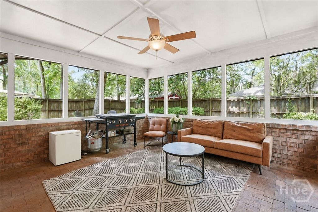 Image 19 of property listing at 607 Leaning Oaks Drive, Savannah, GA 31410