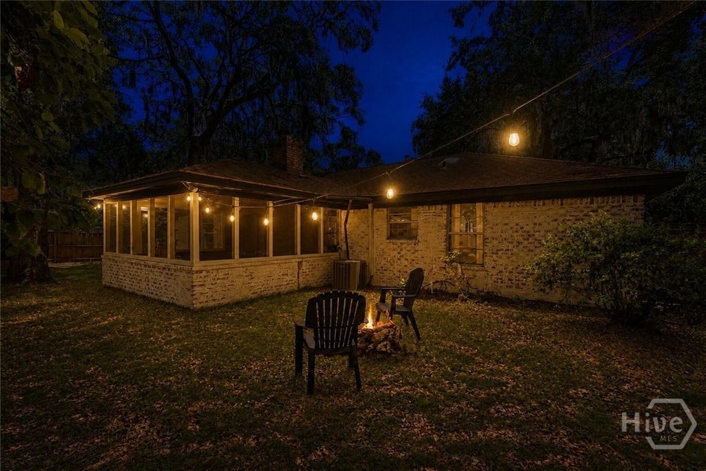 Image 22 of property listing at 607 Leaning Oaks Drive, Savannah, GA 31410