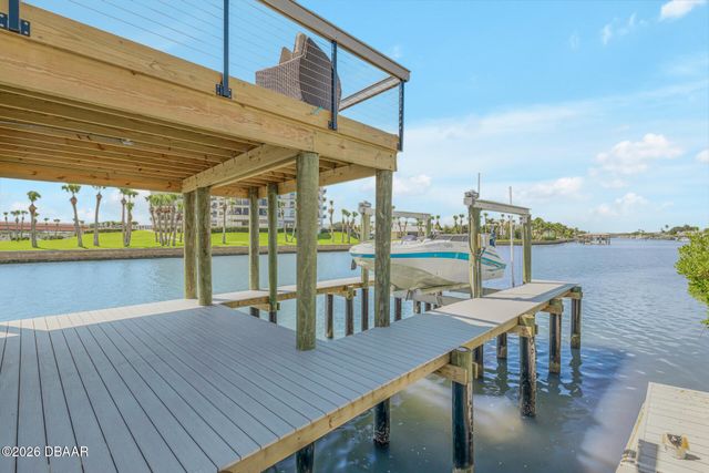 444 Quay Assisi Court, New Smyrna Beach, FL 32169