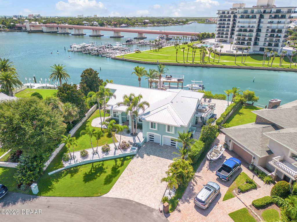 444 Quay Assisi Court, New Smyrna Beach, FL 32169