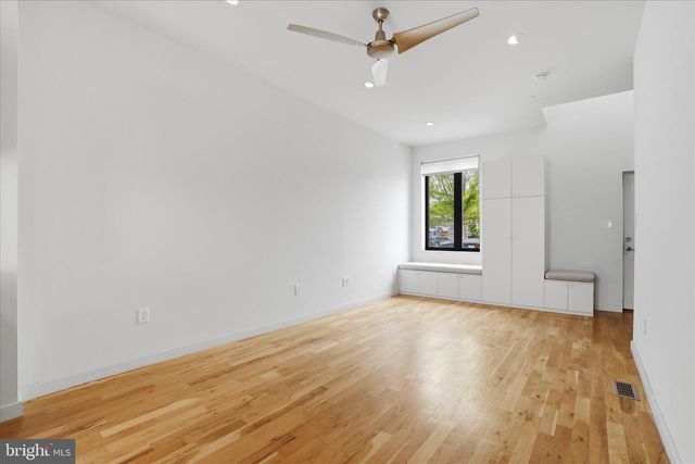 1734 FOLSOM ST, Philadelphia, PA 19130