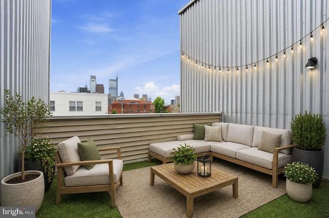 1734 FOLSOM ST, Philadelphia, PA 19130