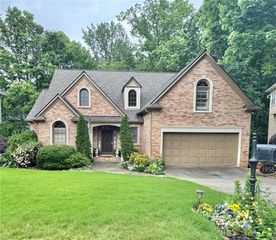 1958 Tristan Drive SE, Smyrna, GA 30080