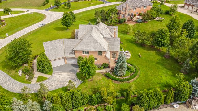 1235 MACALPIN Drive, Inverness, IL 60010