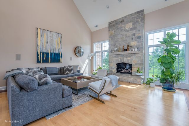 1235 MACALPIN Drive, Inverness, IL 60010