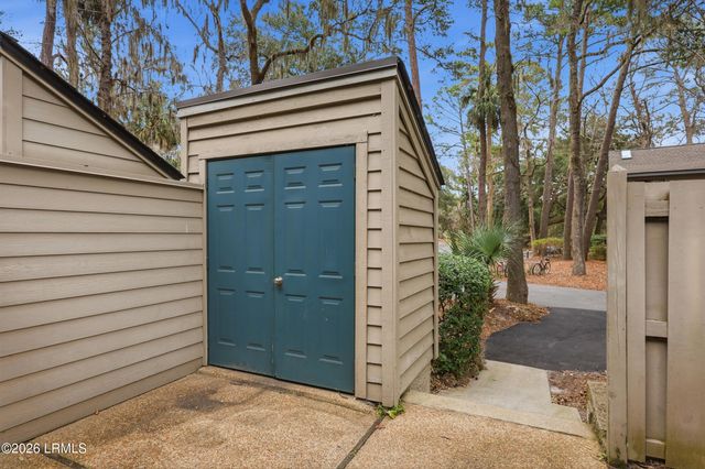 113 Shipyard Dr Apt 198, Hilton Head Island, SC 29928